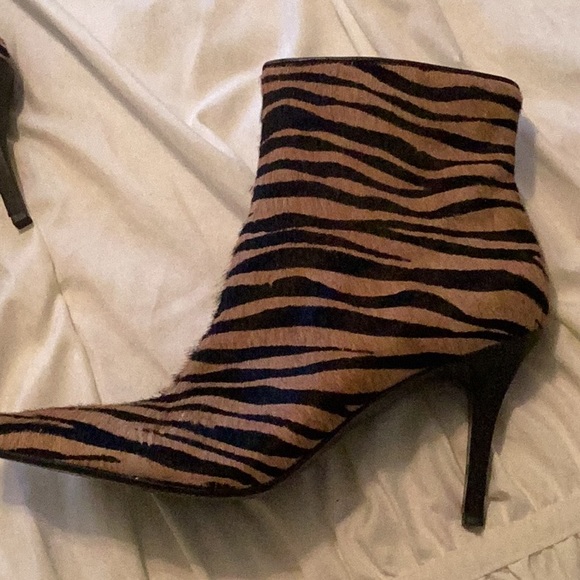 Antonio Melani Tiger Striped Horsehair Ankle Boots w/ Pointed Toes - Picture 6 of 11